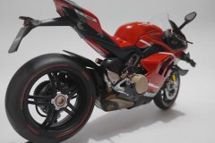 Modelo-Pronto-Ducati_Milk-Plastimodelismo-12