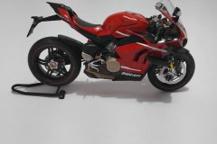 Modelo-Pronto-Ducati_Milk-Plastimodelismo-2