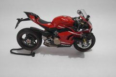 Modelo-Pronto-Ducati_Milk-Plastimodelismo-3