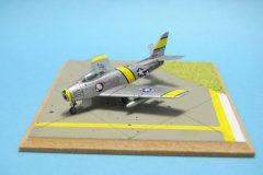 F-86-Sabre-1_144-2