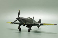 Galeria-HAWKER-HURRICANE-MK.IIC-ACADEMY-172-2