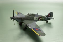 Galeria-HAWKER-HURRICANE-MK.IIC-ACADEMY-172-4