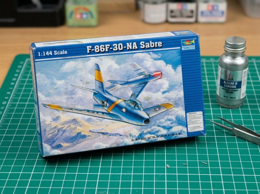 IMAGEM F-86F 30 NA SABRE TRUMPETER 1/144